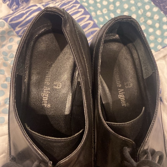 Etienne Aigner Black Leather Lace Up Shoes - Picture 2 of 5